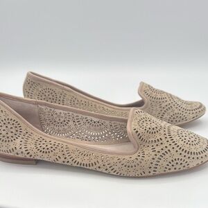 Vince Camuto Beige Laser-Cut Loafers New without box